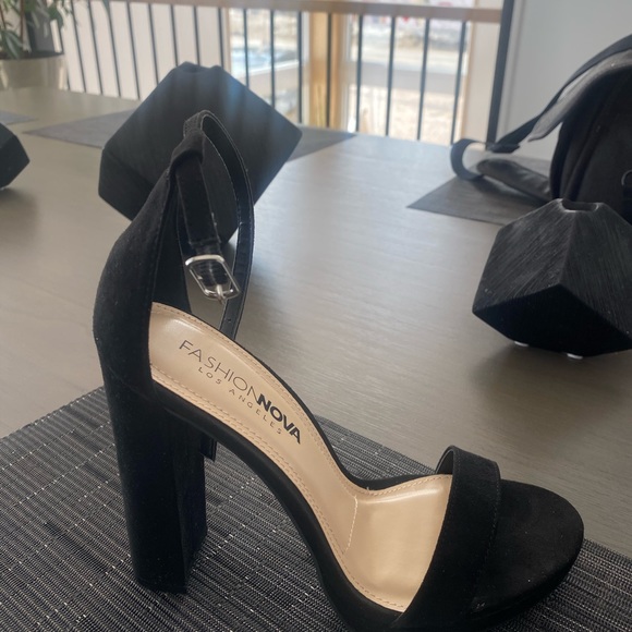 Fashion nova heels - Picture 2 of 4